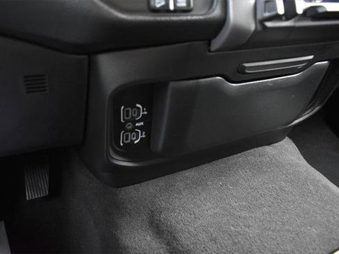 Certified 2022 RAM 1500 Big Horn image 21