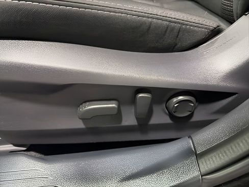 Certified 2025 Subaru Outback Premium w/ Popular Package #1 image 12