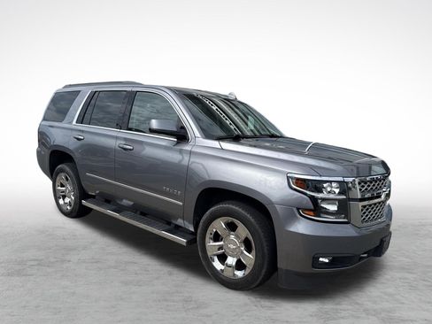 Used 2018 Chevrolet Tahoe LT w/ LT Signature Package AWD/4WD image 8