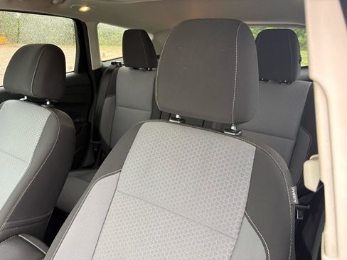 Used 2017 Ford Escape SE AWD/4WD image 15
