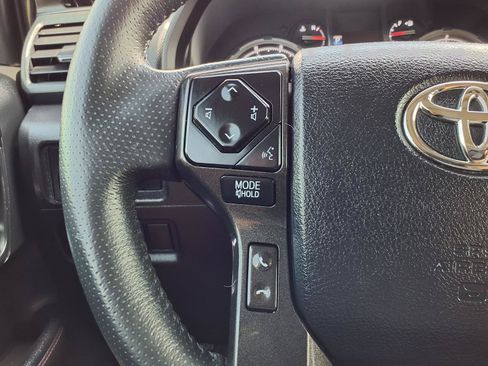 Used 2021 Toyota 4Runner TRD Off-Road Premium w/ Moonroof Package AWD/4WD image 19