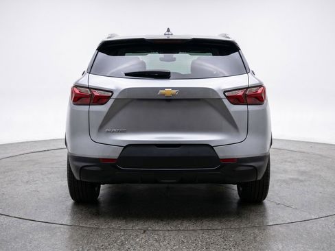 Used 2025 Chevrolet Blazer LT FWD image 7