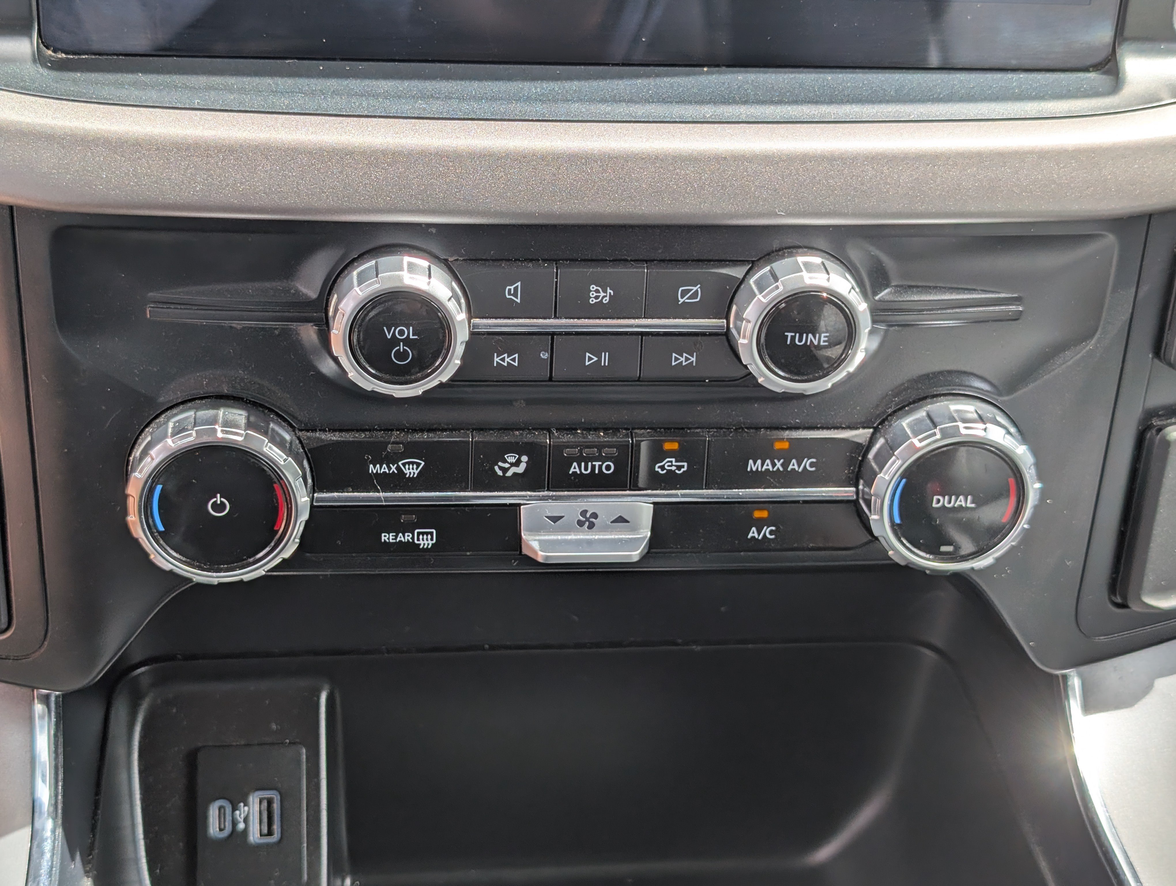 Certified 2024 Ford F150 XLT w/ Mobile Office Package AWD/4WD image 28