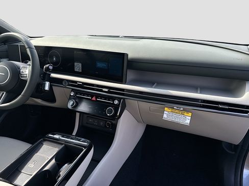 New 2026 Hyundai Tucson Limited image 24