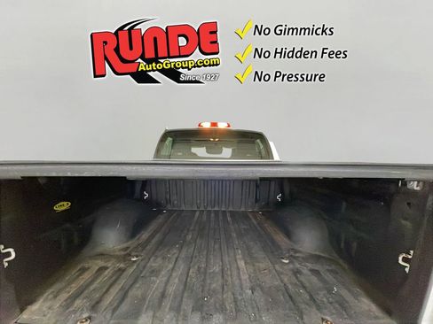 Used 2013 Toyota Tundra Limited w/ Memory Pkg AWD/4WD image 17