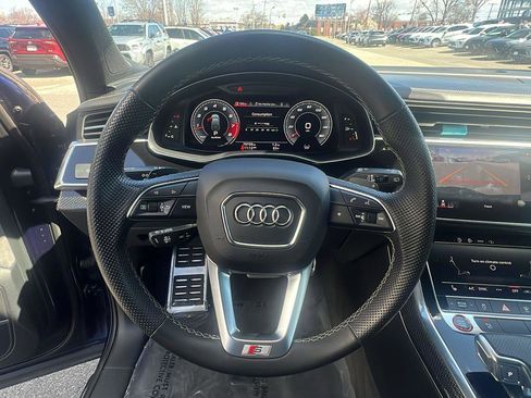 Used 2021 Audi SQ7 Premium Plus w/ Driver Assistance Package AWD/4WD image 19