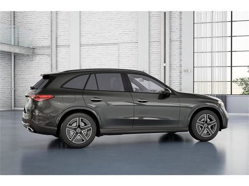 New 2026 Mercedes-Benz GLC 300 4MATIC image 18