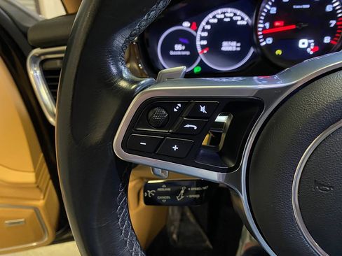 Used 2020 Porsche Panamera 4S image 15