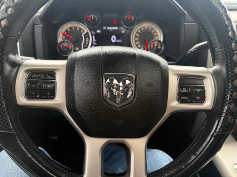 Used 2014 RAM 3500 Laramie AWD/4WD image 23