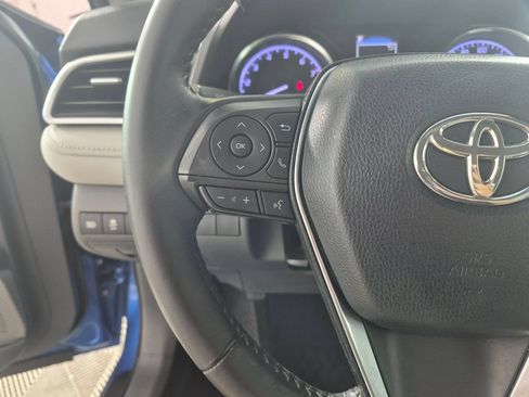 Used 2018 Toyota Camry SE FWD image 14