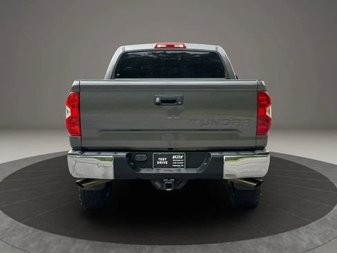 Used 2020 Toyota Tundra SR5 w/ SR5 Leather Package RWD image 5