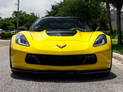 Used 2019 Chevrolet Corvette Z06 RWD image 3