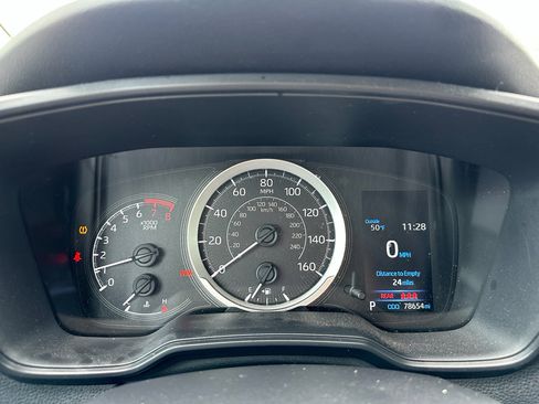 Used 2022 Toyota Corolla LE image 13