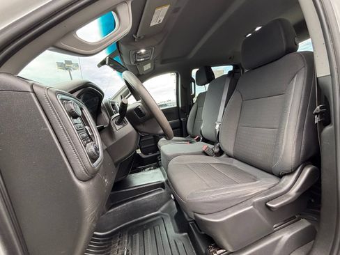 Used 2019 Chevrolet Silverado 1500 LT w/ Z71 Off-Road Package AWD/4WD image 15