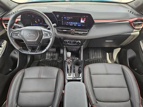 Used 2025 Chevrolet TrailBlazer RS w/ Convenience Package FWD image 27