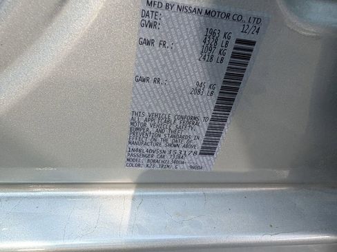Used 2025 Nissan Altima 2.5 SV FWD image 30