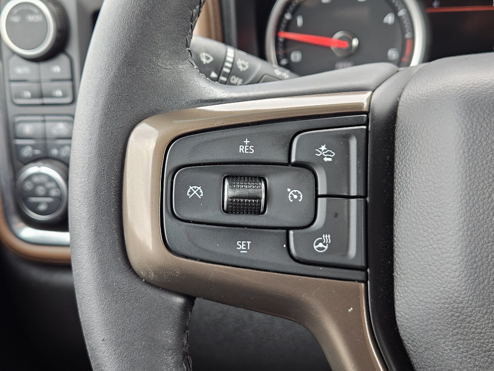 Used 2021 Chevrolet Silverado 2500 High Country AWD/4WD image 24