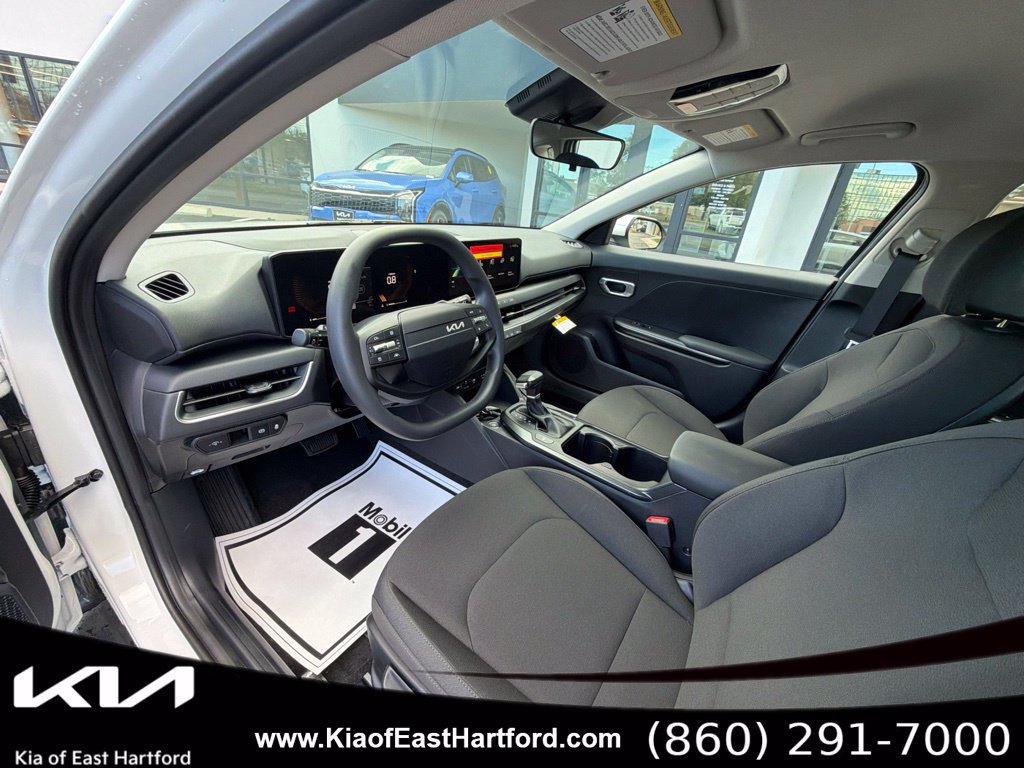 New 2026 Kia K4 FWD image 32