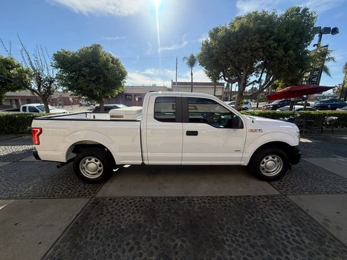 Used 2017 Ford F150 XL w/ Equipment Group 101A Mid RWD image 4