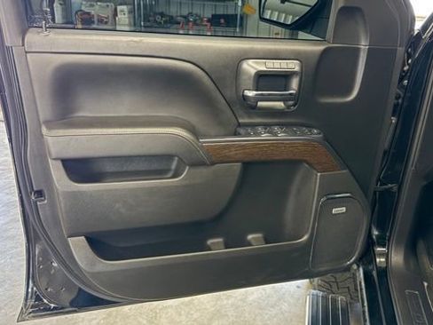 Used 2017 GMC Sierra 1500 Denali w/ Denali Ultimate Package AWD/4WD image 9