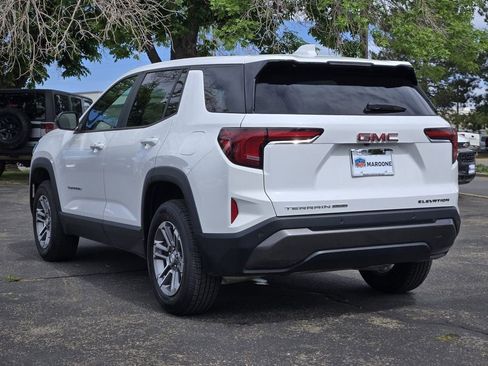 Used 2026 GMC Terrain Elevation AWD/4WD image 3