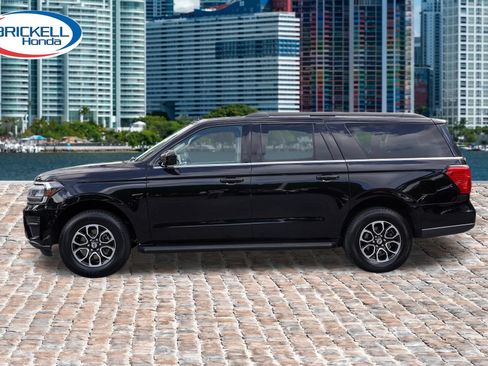 Used 2024 Ford Expedition Max XLT RWD image 8