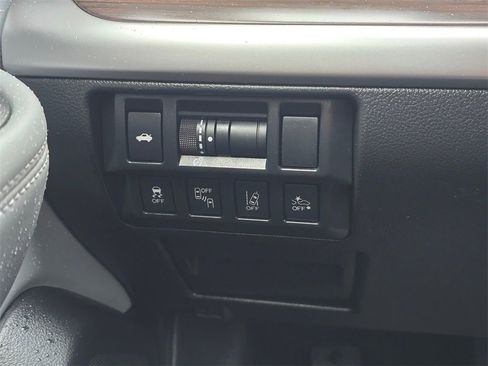 Used 2019 Subaru Legacy 2.5i Limited image 17