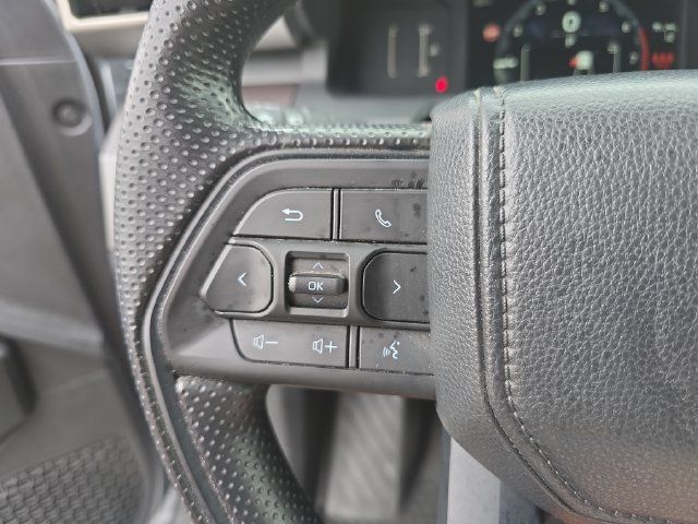 Used 2024 Toyota Tacoma SR5 AWD/4WD image 31