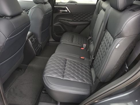 New 2026 Nissan Rogue Platinum AWD/4WD image 16