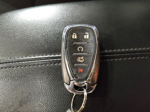 Used 2024 Chevrolet Malibu LT FWD image 32