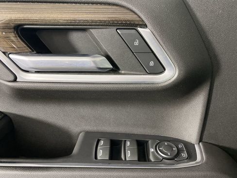 Used 2022 Chevrolet Silverado 1500 LT w/ Protection Package image 25