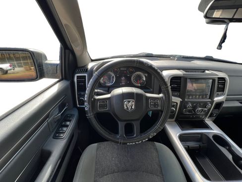 Used 2017 RAM 1500 Big Horn RWD image 14