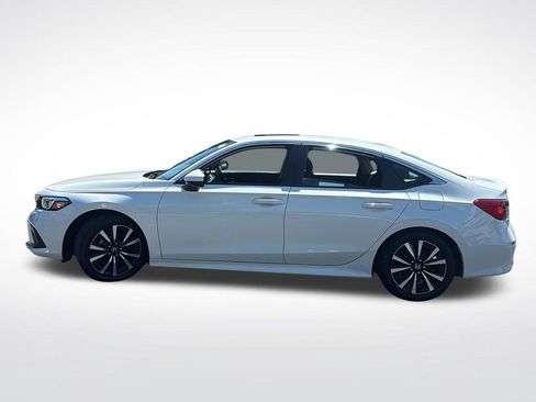 Used 2023 Honda Civic EX image 4