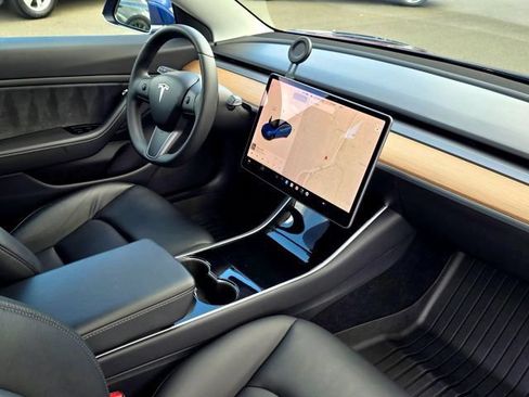 Used 2019 Tesla Model 3 Long Range AWD/4WD image 25
