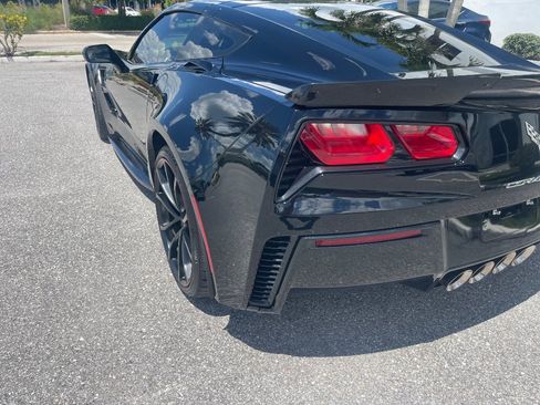 Used 2019 Chevrolet Corvette Grand Sport RWD image 18