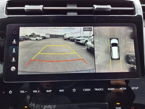 Used 2023 Hyundai Tucson Limited w/ Cargo Package FWD image 5