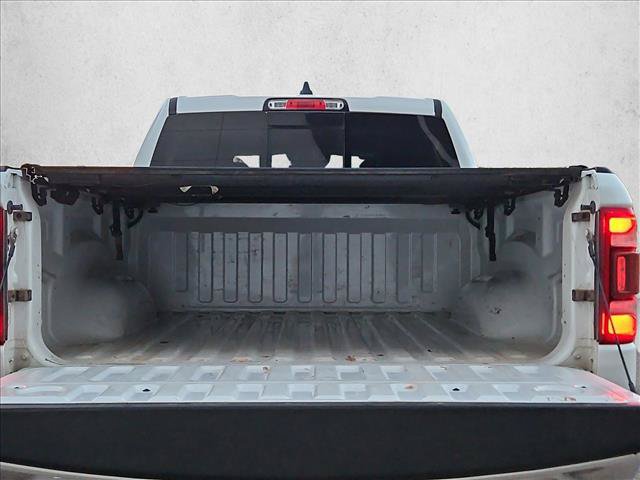 Used 2022 RAM 1500 Laramie AWD/4WD image 6