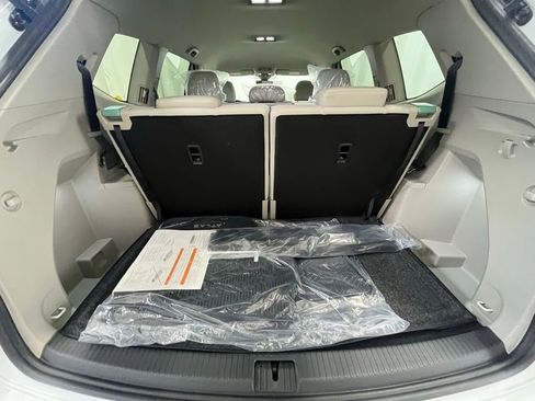 New 2026 Volkswagen Atlas SE image 28