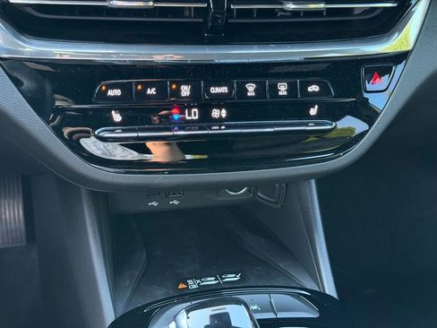 New 2026 Buick Envista Avenir FWD image 23