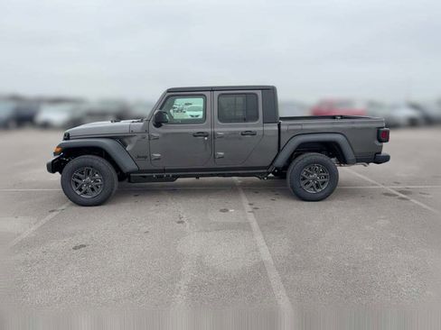 New 2026 Jeep Gladiator Sport image 6