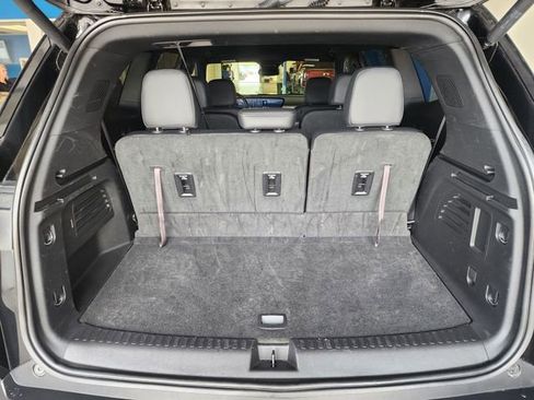 Certified 2025 Buick Enclave Preferred AWD/4WD image 16