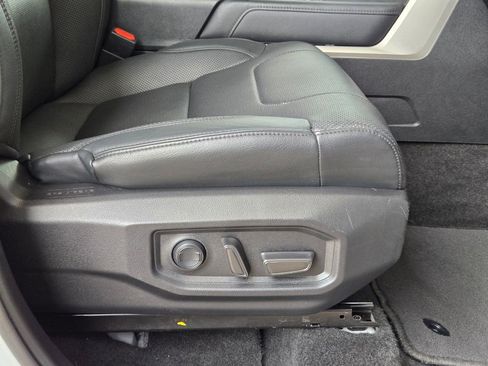 Used 2022 Toyota Tundra Limited RWD image 28