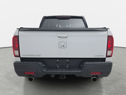 Used 2021 Honda Ridgeline Black Edition image 6