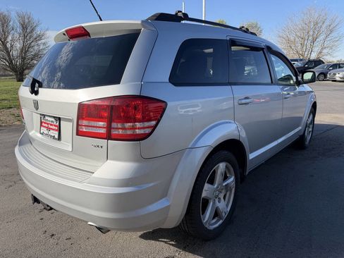 Used 2009 Dodge Journey SXT w/ Premium Convenience Group AWD/4WD image 5