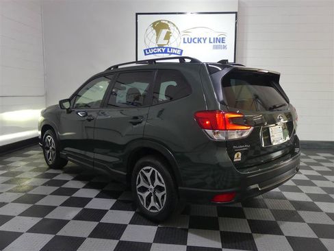 Used 2024 Subaru Forester Premium AWD/4WD image 11