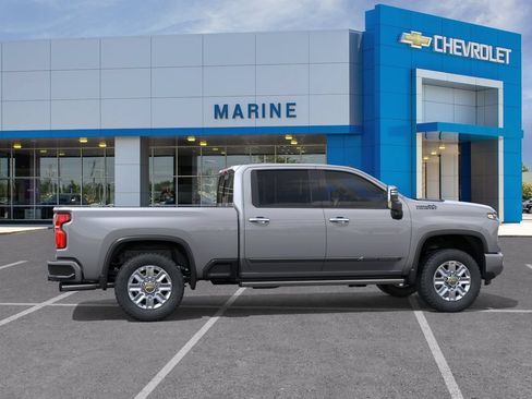 New 2026 Chevrolet Silverado 3500 High Country w/ Technology Package AWD/4WD image 5