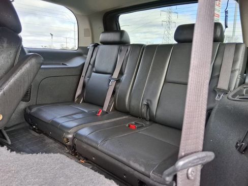 Used 2012 Chevrolet Tahoe LTZ image 19
