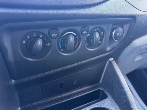 Used 2018 Ford Transit 250 130 Low Roof image 23