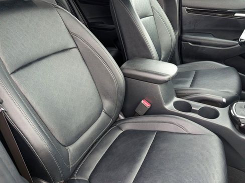 Used 2023 Kia Seltos EX image 25