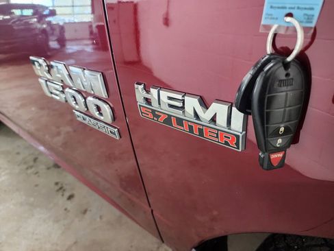 Used 2019 RAM 1500 Express w/ Express Value Package image 36